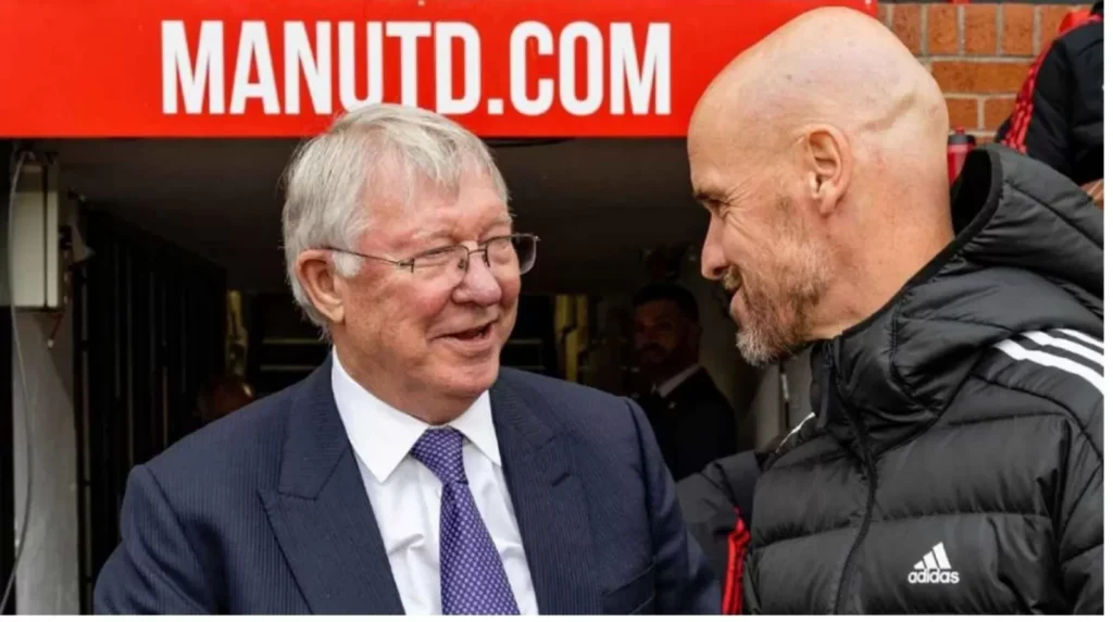 Erik Ten Hag (kanan) berharap masih tetap mendapat masukan dari Sir Alex Ferguson. (Manchester United )
