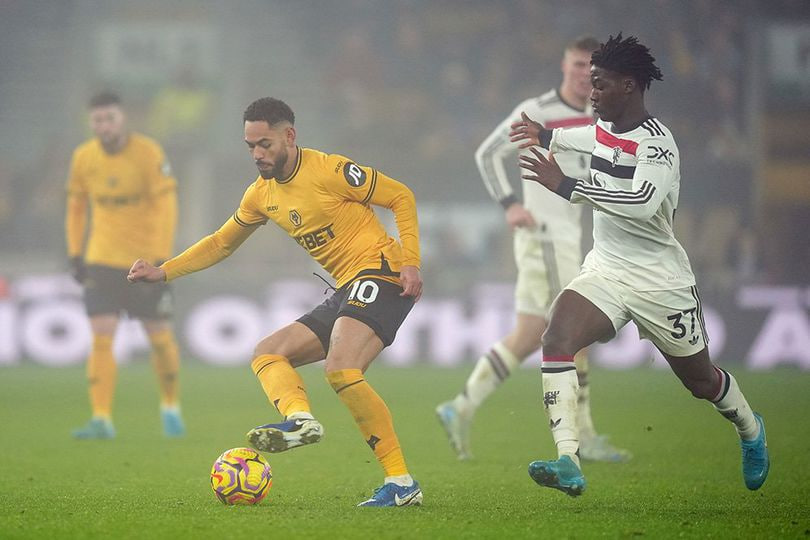 Aksi Matheus Cunha di laga Wolverhampton vs Manchester United, Premier League 2024/2025 (c) David Davies/PA via AP
